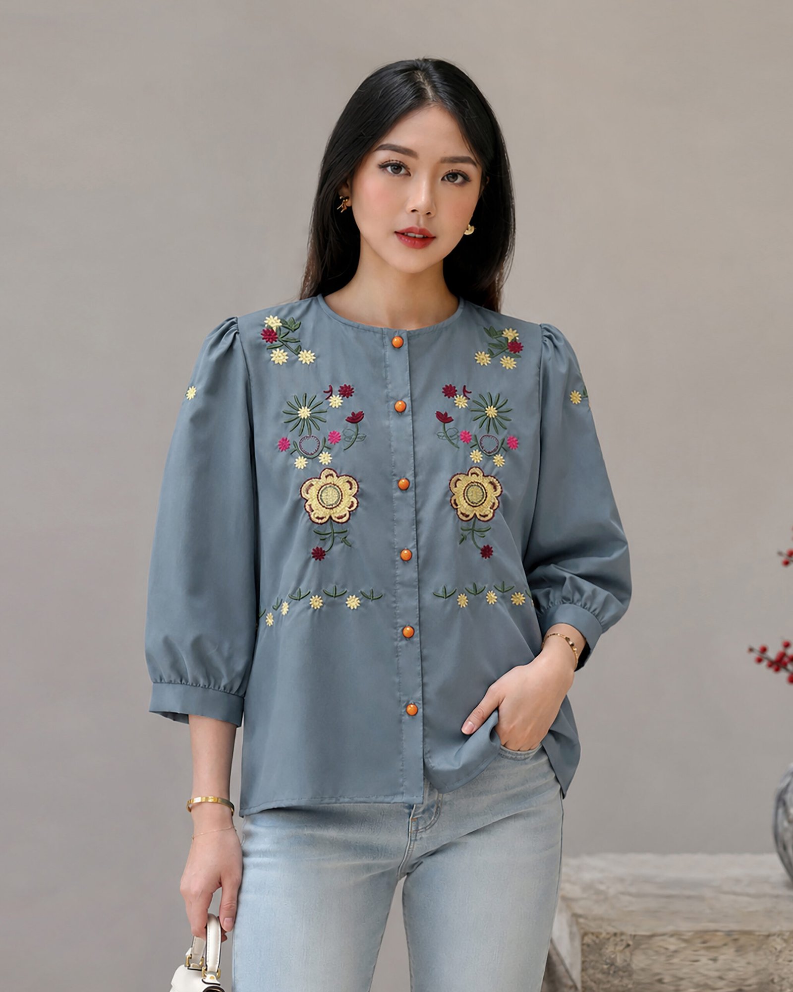 Stella Embroidery Top - Gambar 22