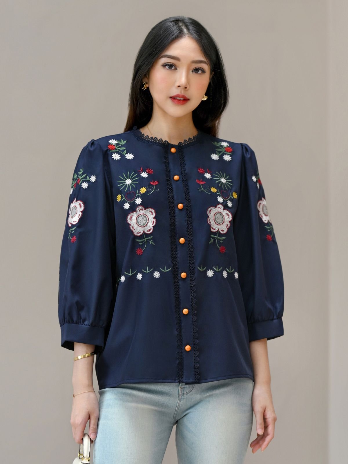 Stella Embroidery Top