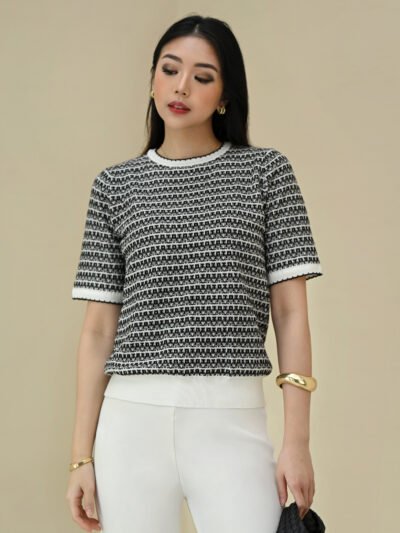 Posh Knit Top - Black Lengan Pendek