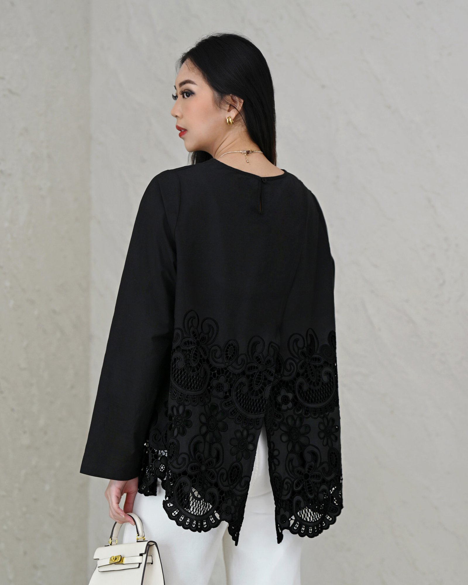 Solange Luxury Embroidery Top - Gambar 5