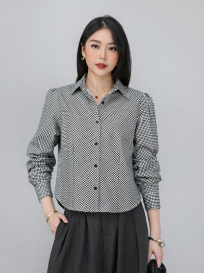 Manhattan in Check (Kotak) Comfort Fabric • Corliss - Black