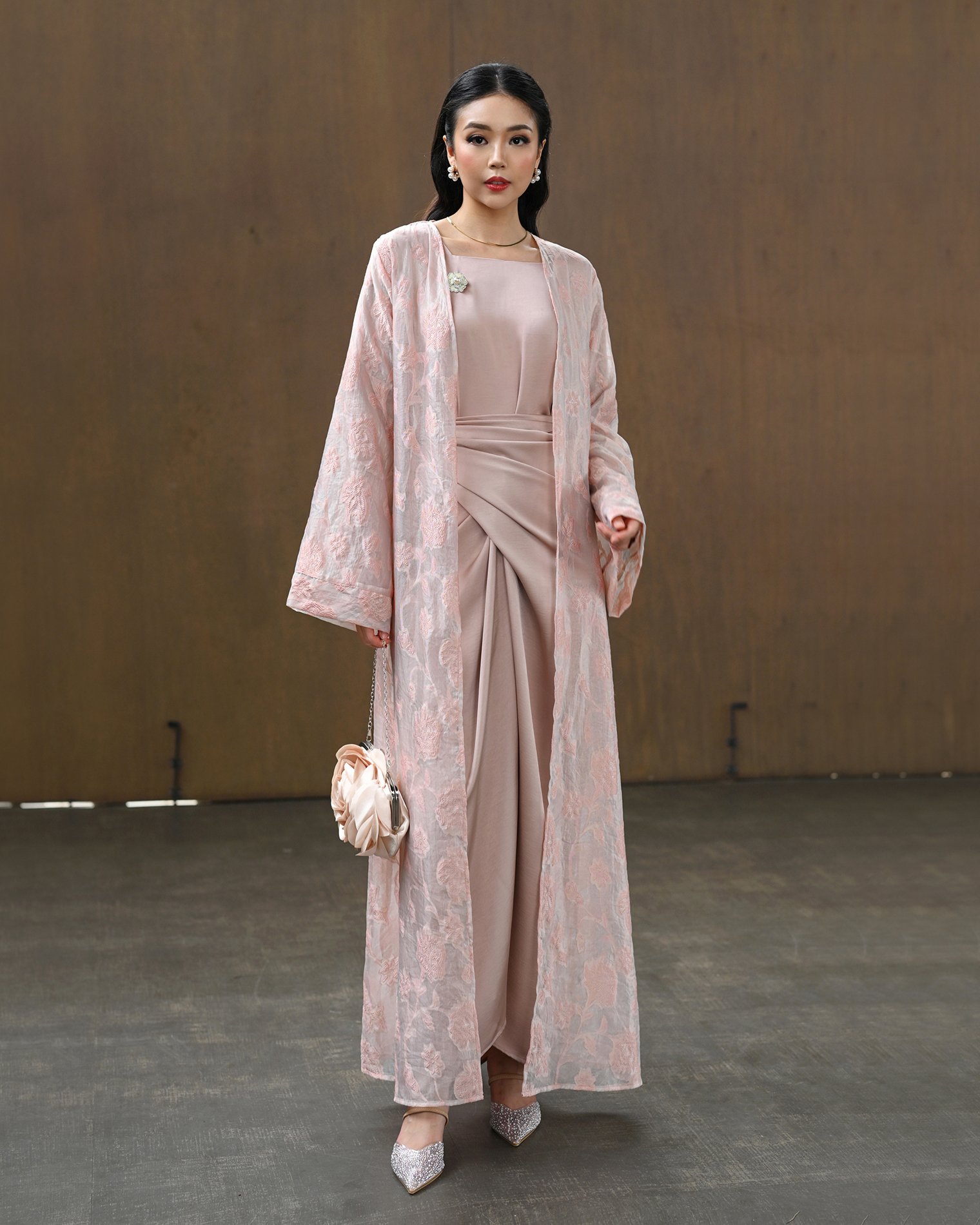 Von Louisa Premium Abaya Indonesian Style 2026 Raya Collection - Gambar 6
