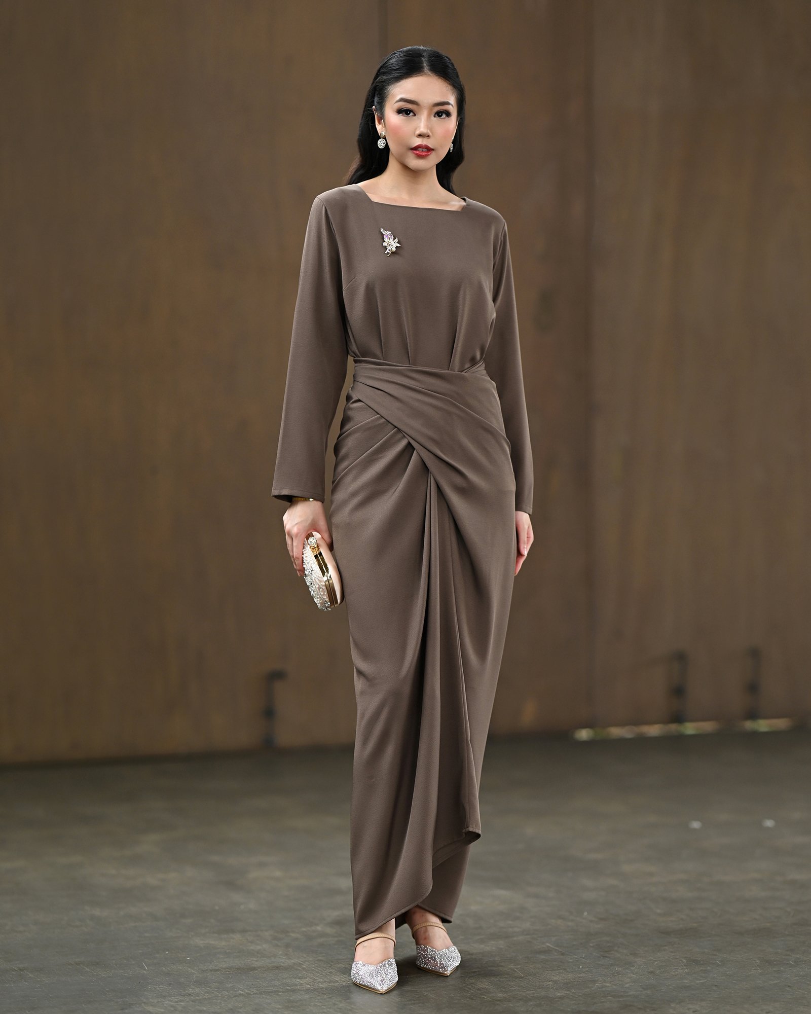 Von Louisa Premium Abaya Indonesian Style 2026 Raya Collection - Gambar 5