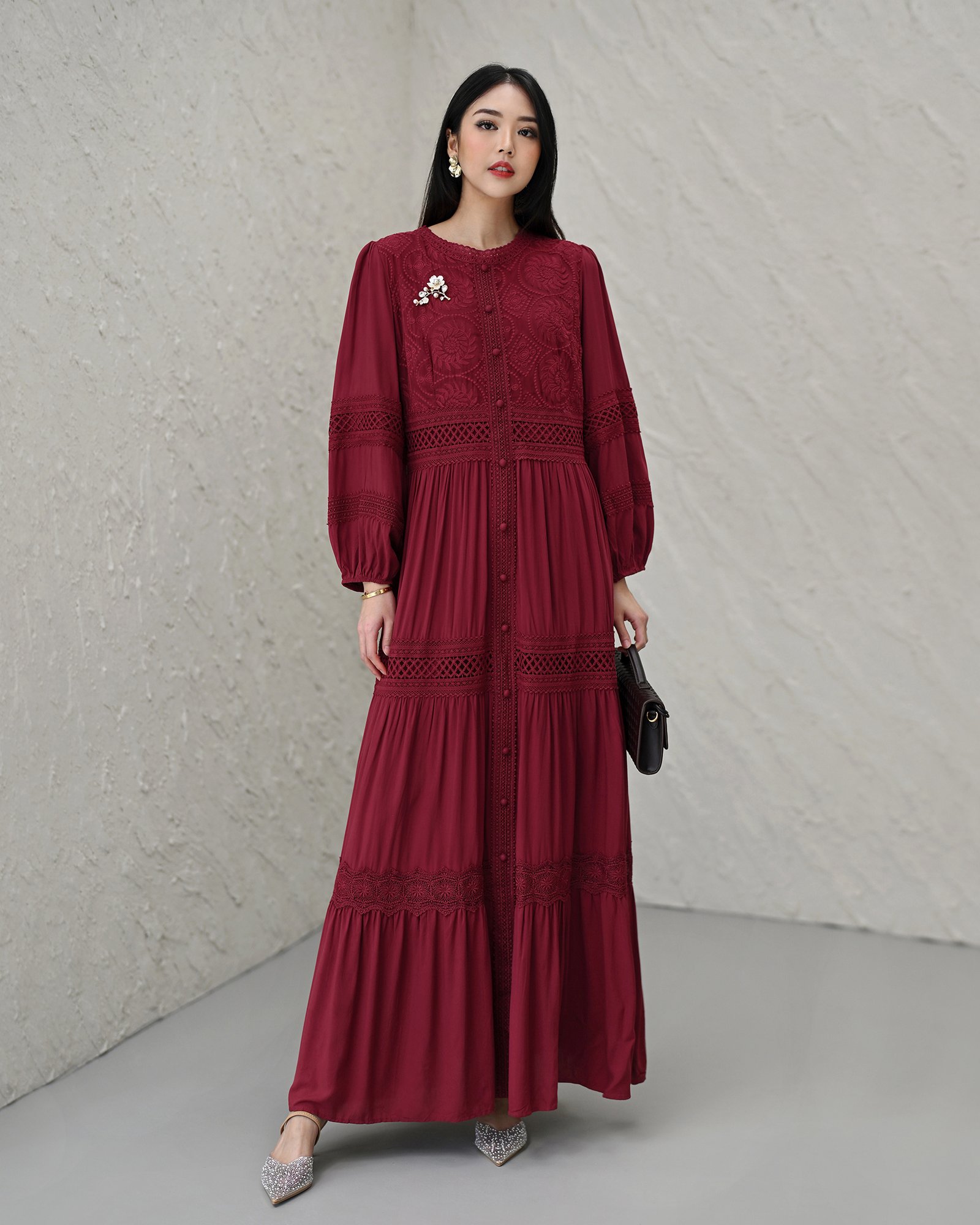 Symphony Limited Embroidery, Brocade and Lace Mix Dress - Gambar 8