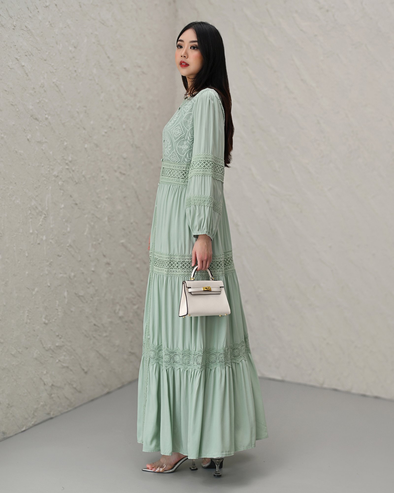 Symphony Limited Embroidery, Brocade and Lace Mix Dress - Gambar 7