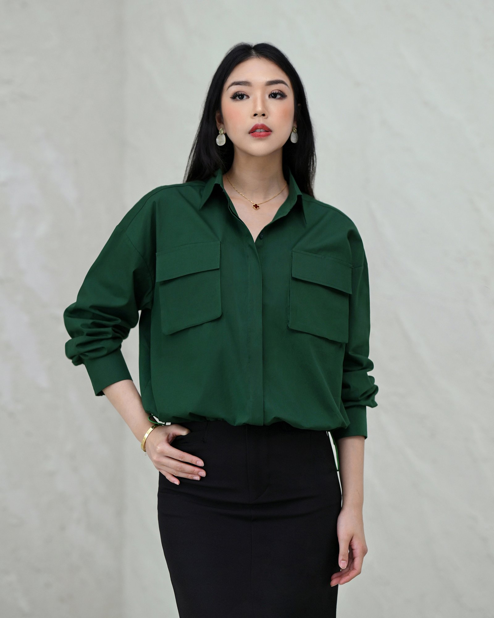 Capri Corliss Unique Shirt - Gambar 12
