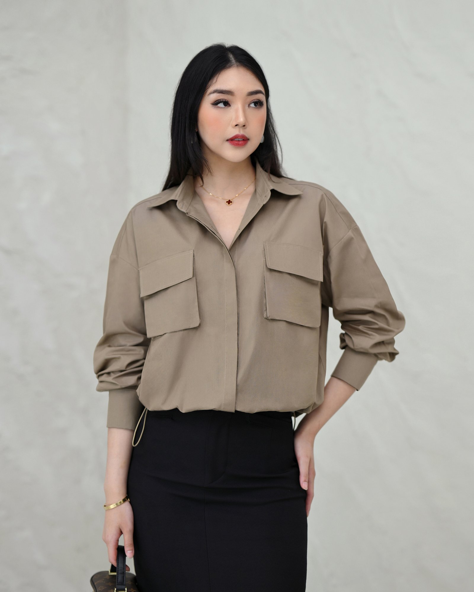 Capri Corliss Unique Shirt - Gambar 16