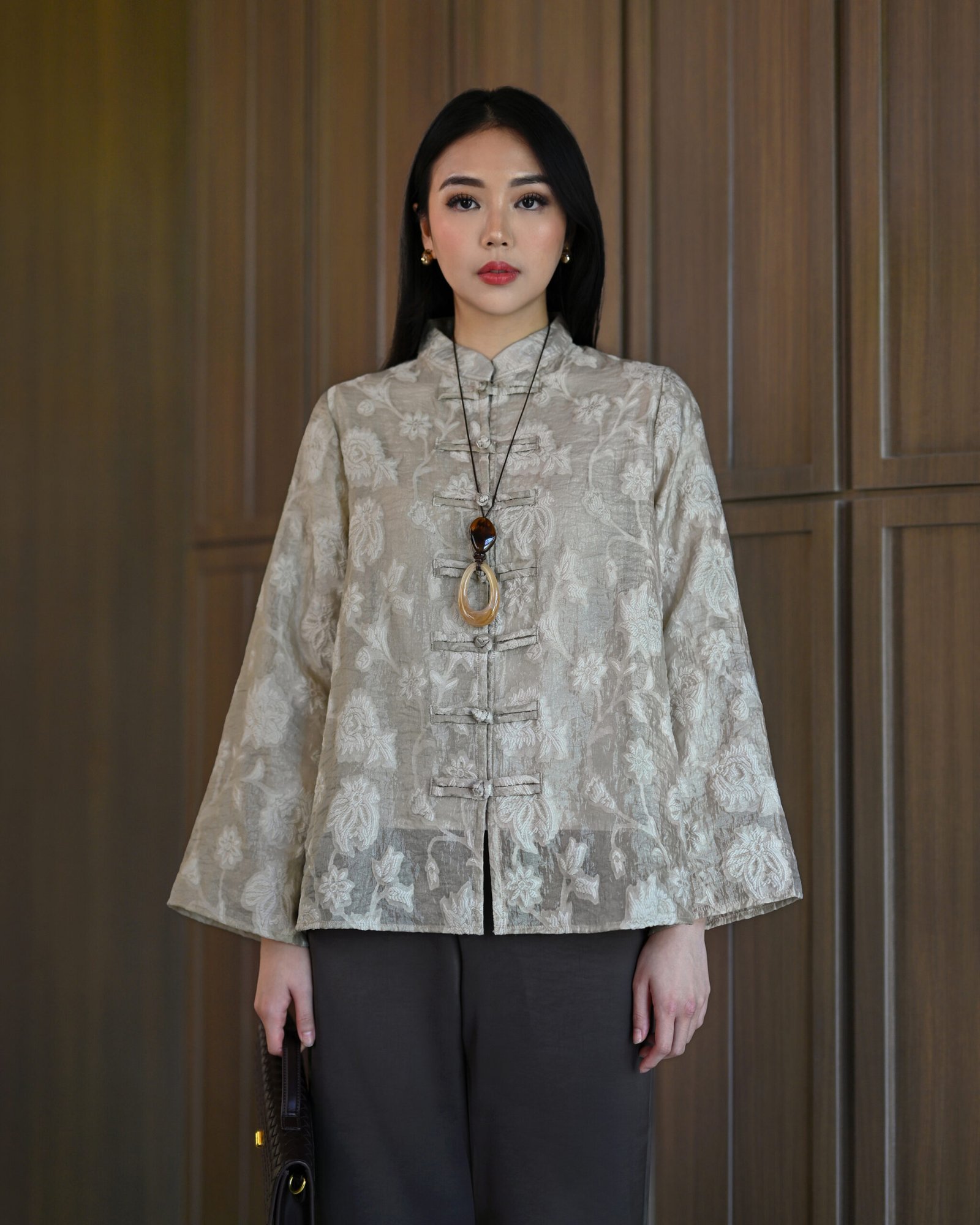Lotus Ceongsam Top