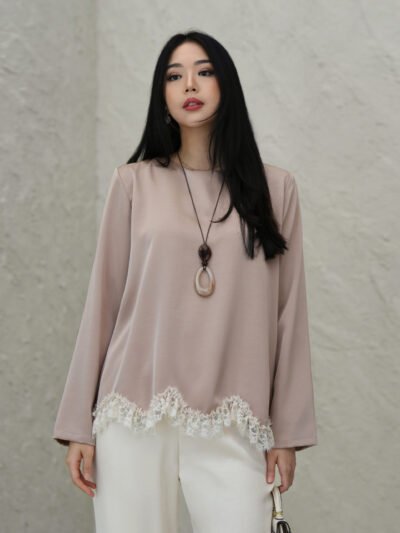 Quinn Beautiful Lace with The Best Thick n Premium Silk Fabric - Soft Satin Blush