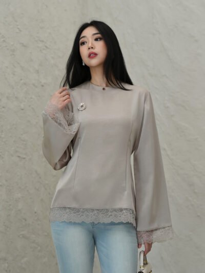 Sunny Lace Blouse - Beige Taupe
